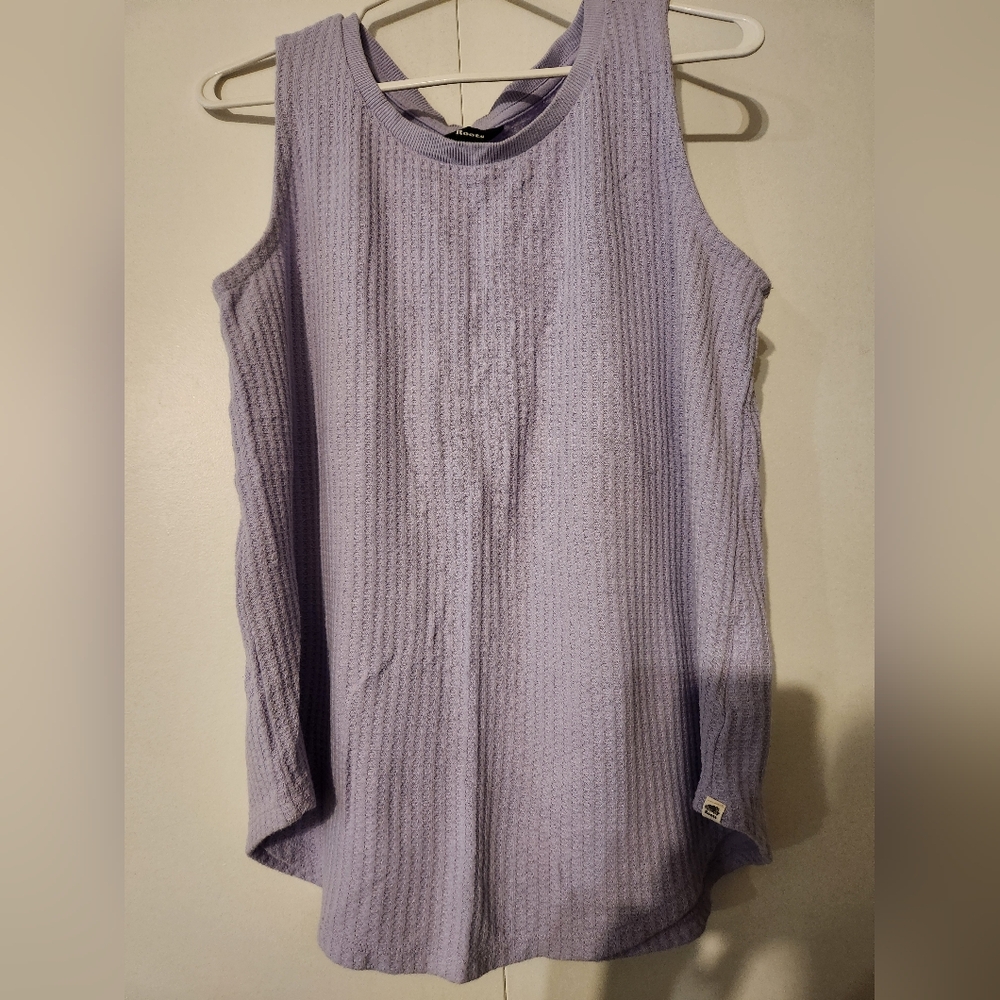 Roots waffle tank